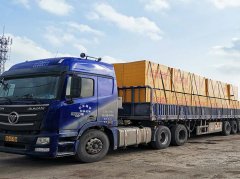 兩車建筑紅模板厚度1.4發往廣東深圳